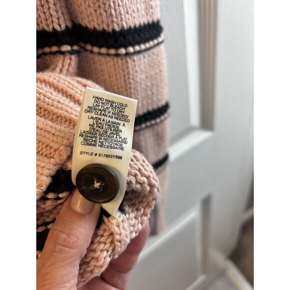 LaVie Pink And Navy Sweater With Button Detail Puff Sleeve Small - Picture 4 of 7